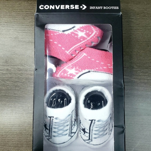 Converse Infant Booties, Ages 0-6 Months NWT, 2 Pairs Of Pink/White Baby… - Picture 1 of 4